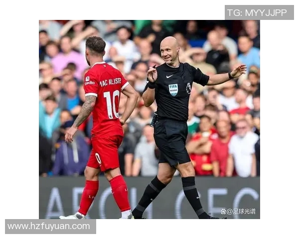 利物浦与曼城激战正酣比分悬念迭起引发球迷热议